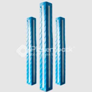 esquinero pvc azul